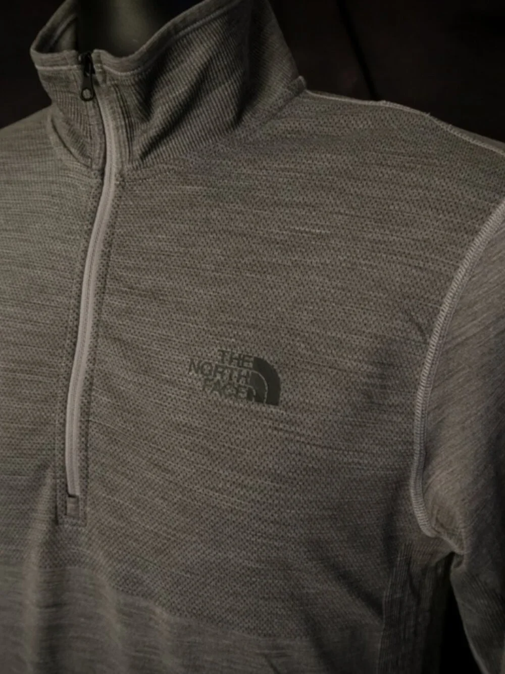 The North Face Gray Stretch Performance Qtr Zip (S) OMG!! 😎